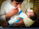 تولد اولین نوزاد حاصل از لقاح مصنوعی +عکس